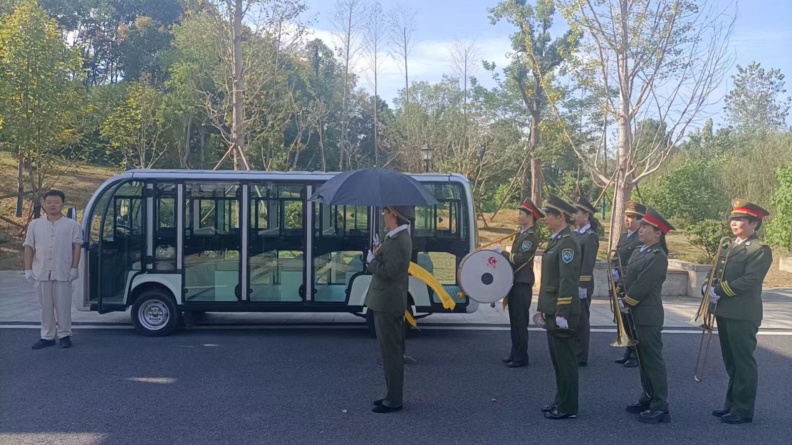 衡阳市万福陵园做礼仪图片